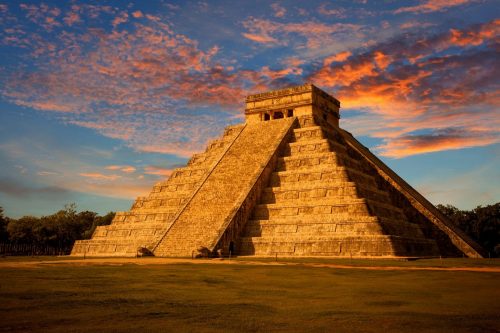 El,Castillo,(the,Kukulkan,Temple),Of,Chichen,Itza,,Mayan,Pyramid Mexiko ElCastillo KukulkanTempel Mayagypyramide in Yucatan 161210453 scaled 500x0 c default