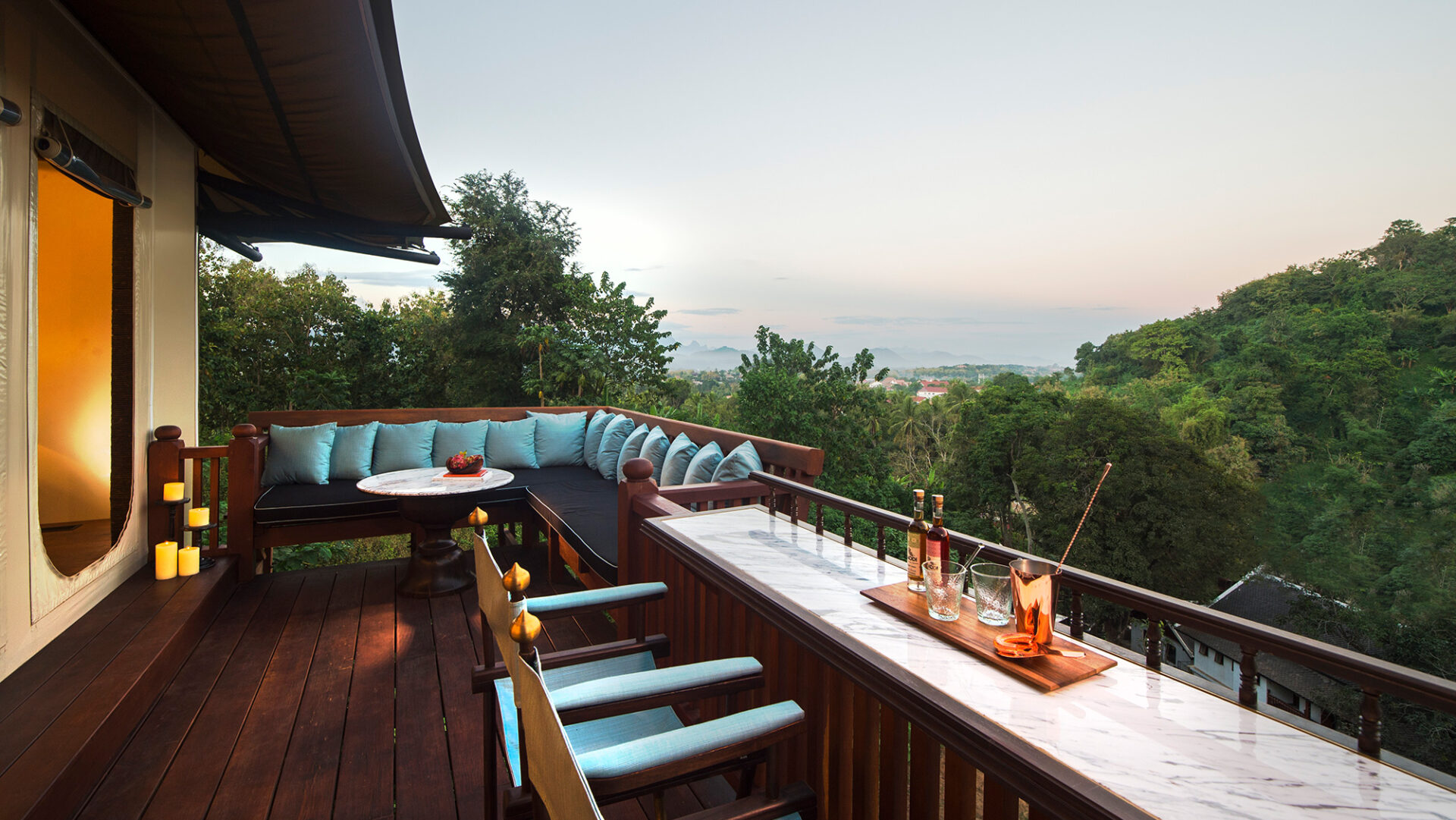luxushotels laos rosewood luang prabang hilltop tent ausblick e1723626153281