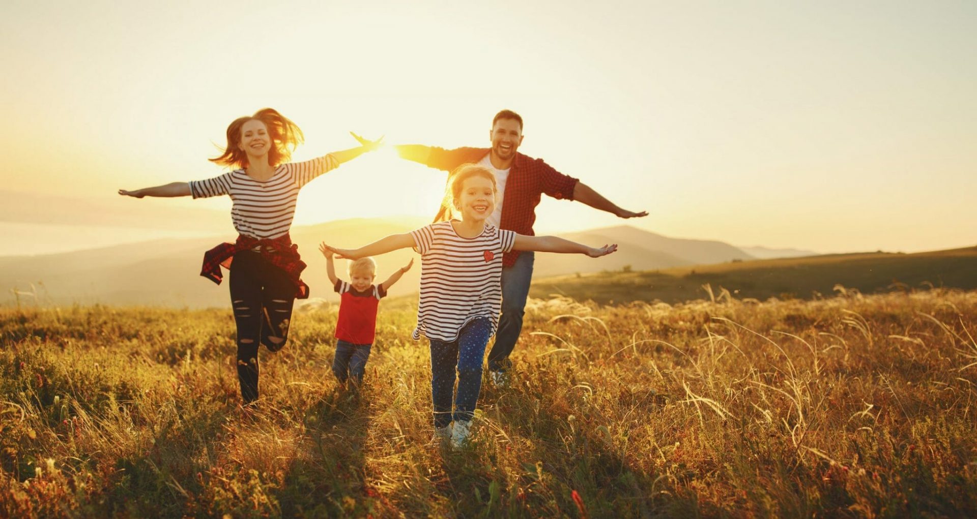 Happy,Family:,Mother,,Father,,Children,Son,And,Daughter,On,Nature